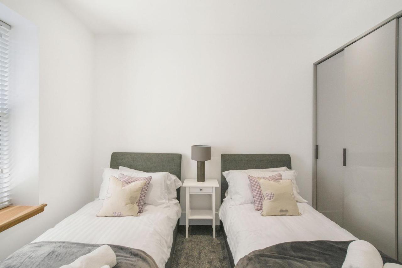 West Burnside Apartments Dollar Bagian luar foto